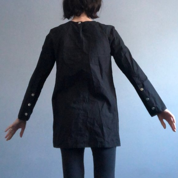 Zara Tunic with Button Cuff Closures - Picture 3 of 3